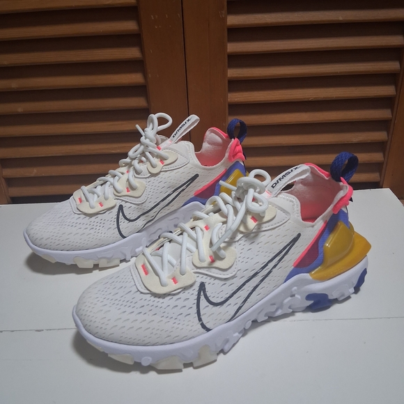 New Nike Women's React Vision ◇White Astronomy Blue◇ Size: 7 - Picture 1 of 8